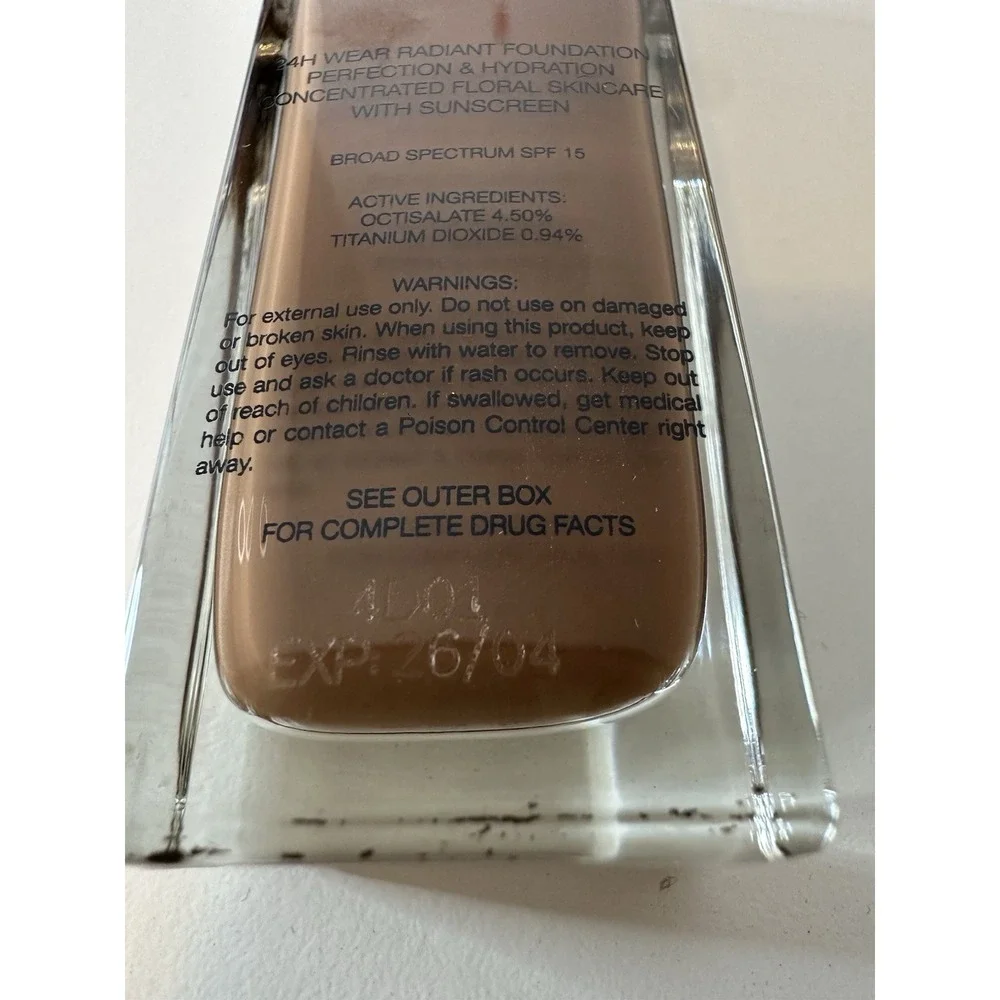 Dior Forever Skin Glow 24hr Radiant Foundation 7N‎ SPF 15 Exp 04/ 26